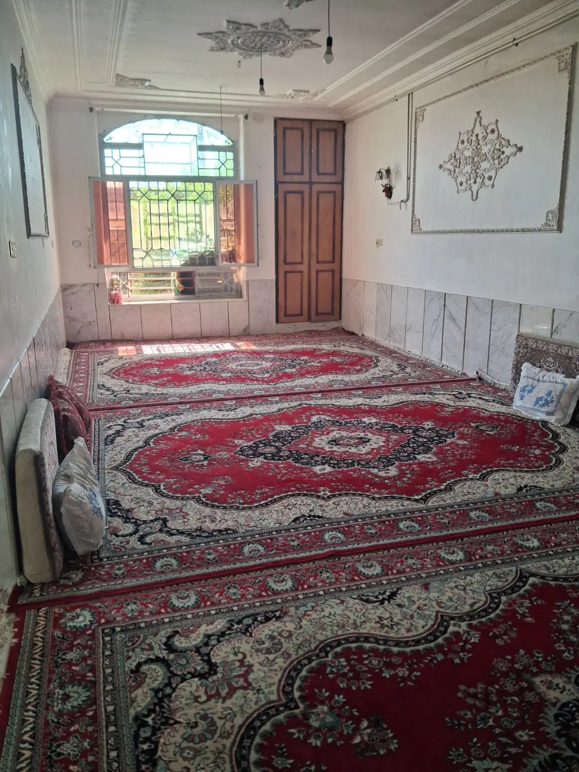 منزل دربه حیاط۳۴۰م شناژی کامل مرکز شهر
