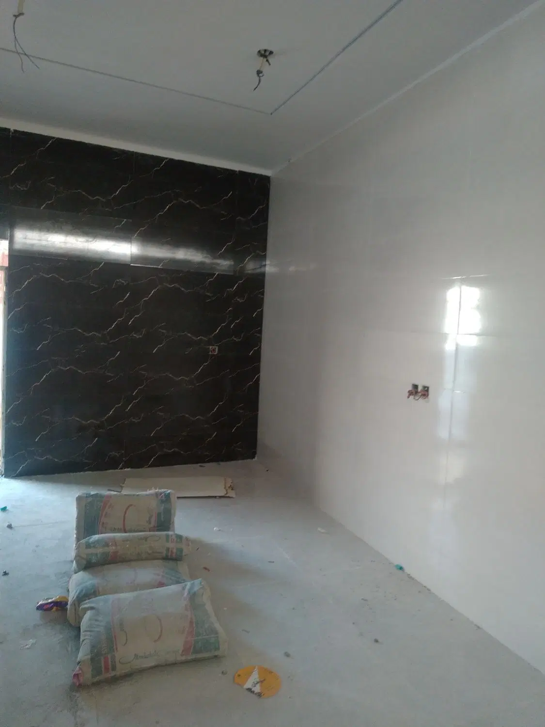 مغازه ۳۳متری کوی مدرس