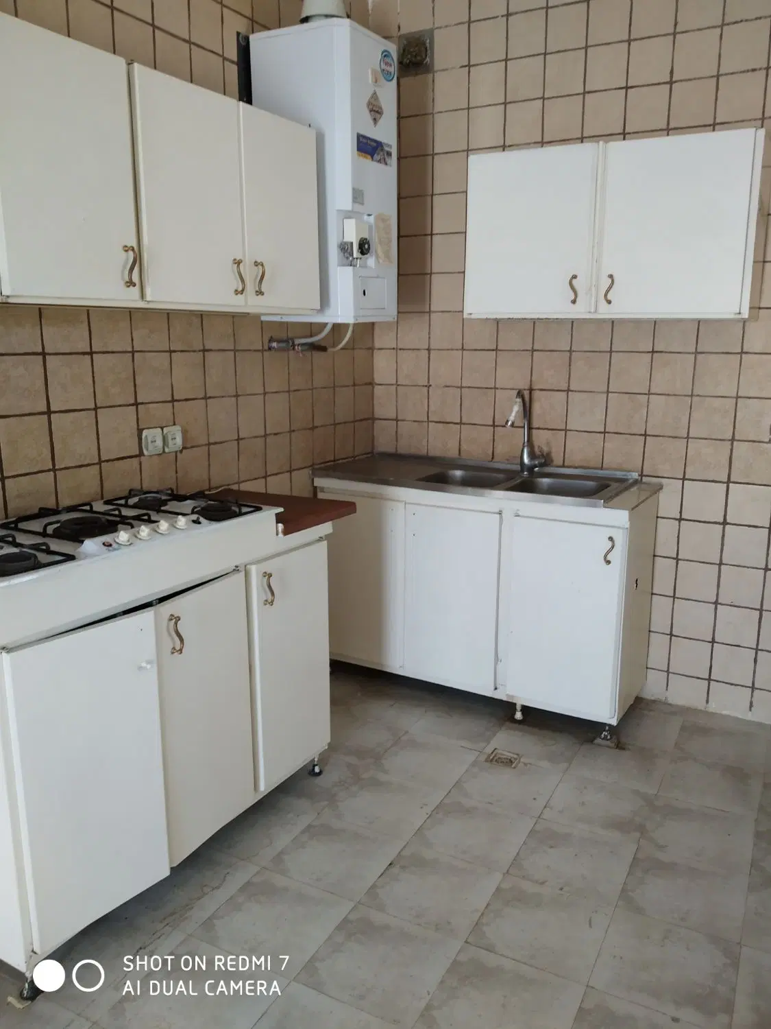 اجازه یک واحد مستقل طبقه اول منزل ویلایی
