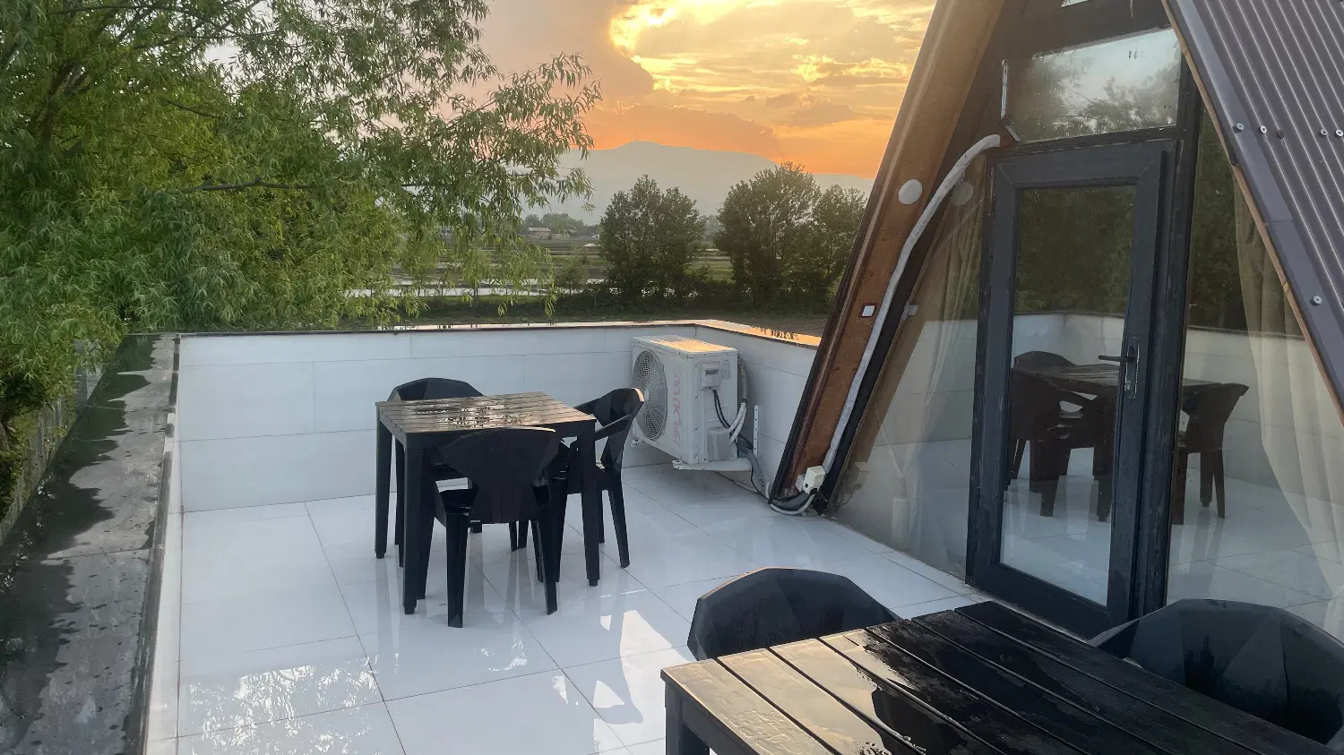 اجاره کلبه دو خواب  سوئیسی