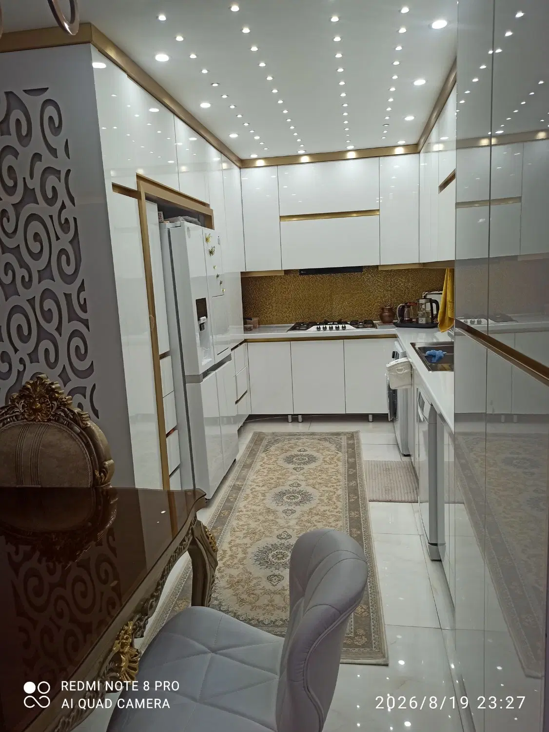 آپارتمان اول خ تالار