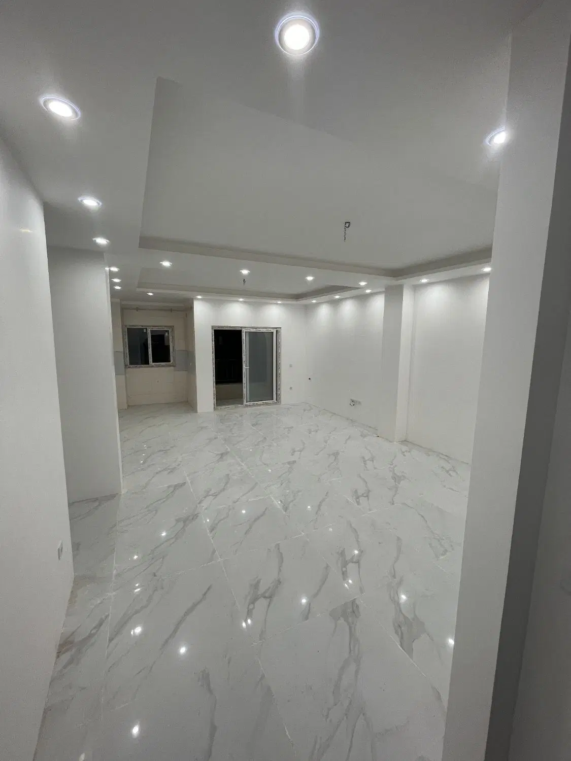 متراژ۱۰۰* نوساز بهترین *انتخاب شما *در بلوار دانش*