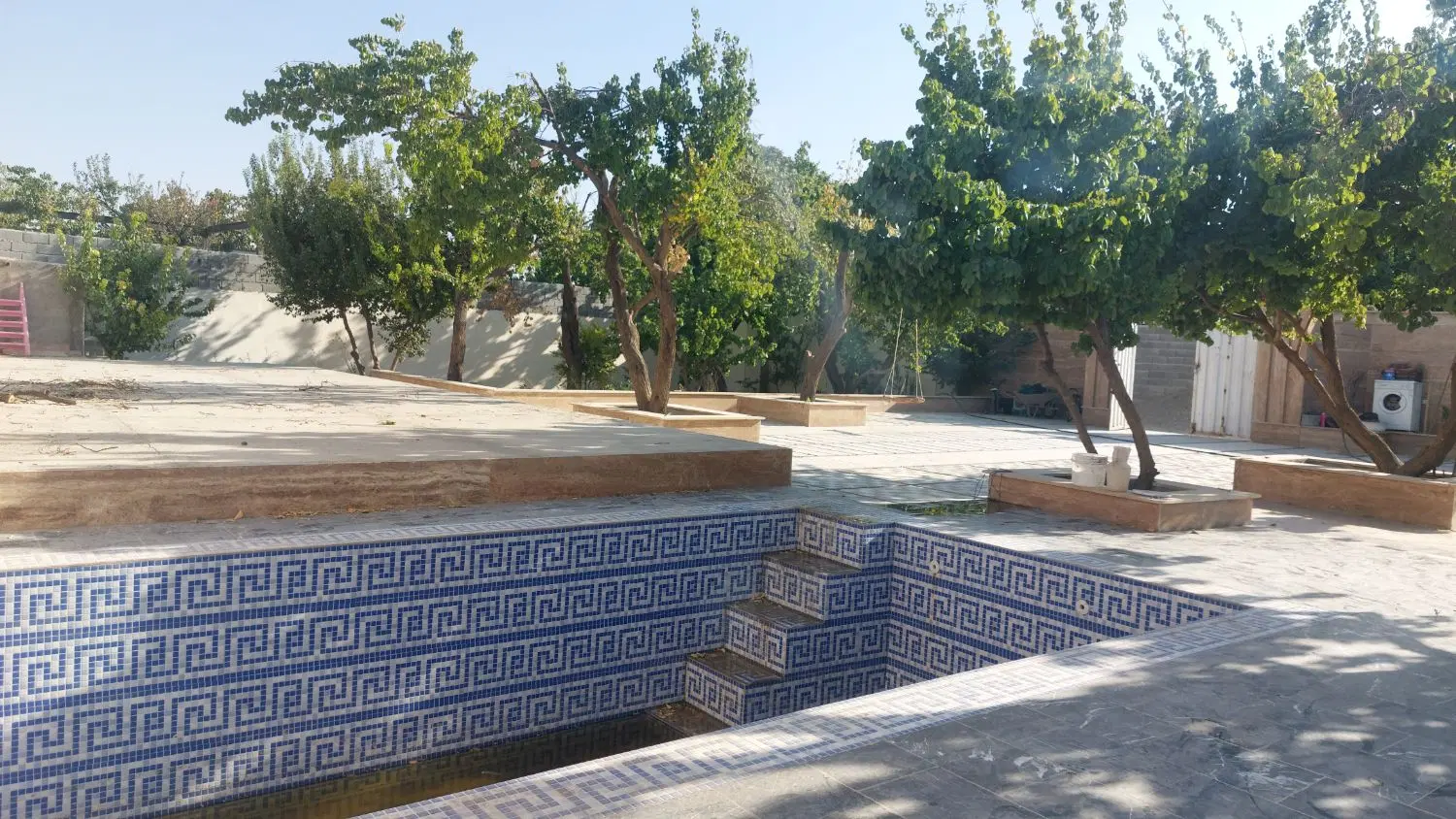 ۷۰۰ متر_۴۳۰متر ویلا چسب بافت*زیر قیمت به مدت محدود