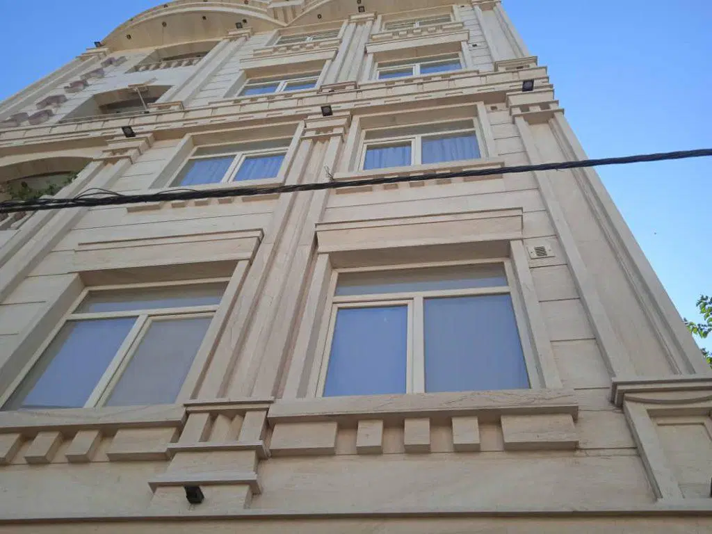 آپارتمان ۶۱ متری فول امکانات