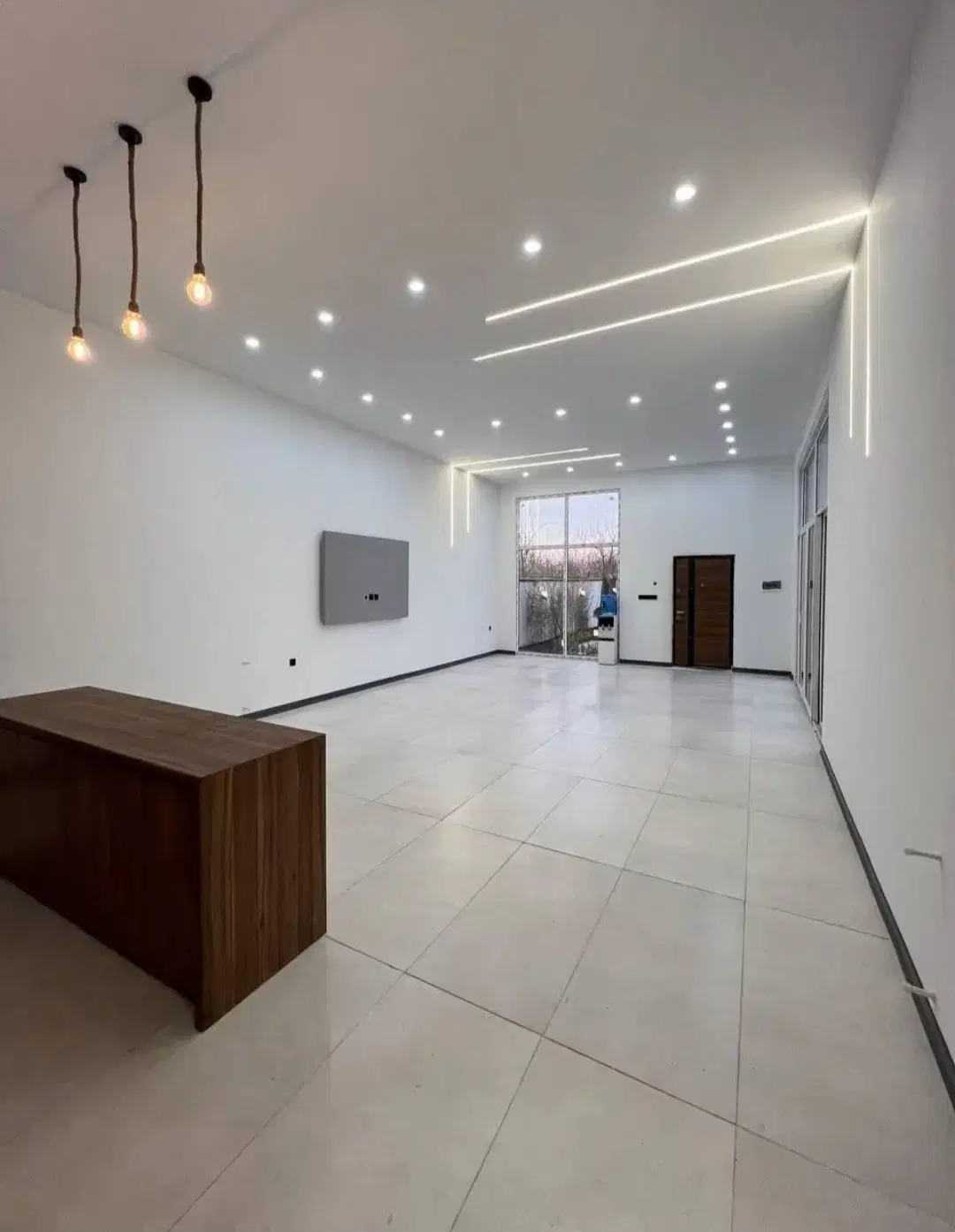 خونه باغ۲۸۰ متری استخردار_زیرقیمت