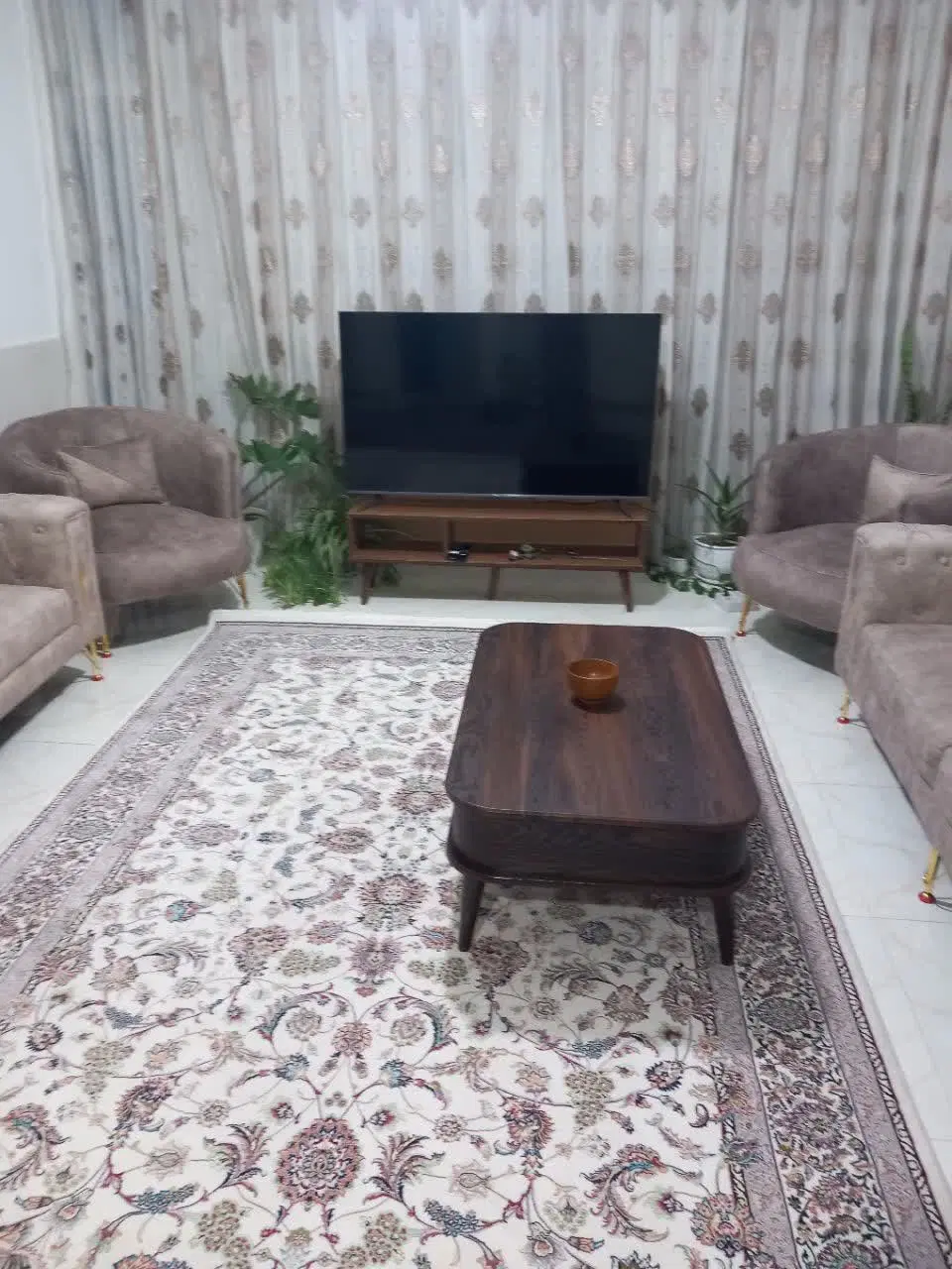 ملک  ۸۶ متری
