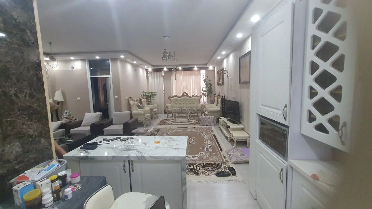 فروش طبقه اول  از منزل دو طبقه بازسازی کامل
