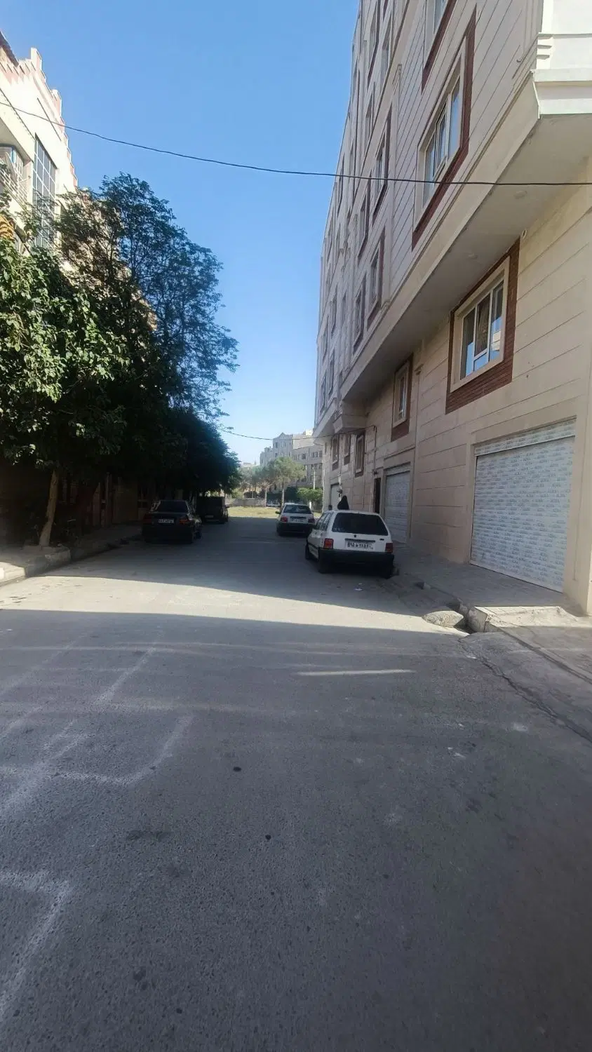 زمین ۱۸۰ متر کهریزک کریم آباد