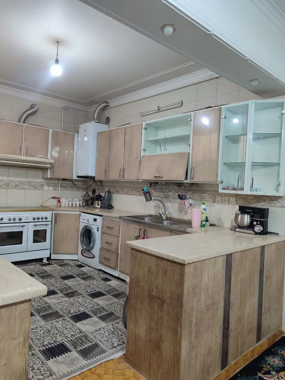 زیر زمین اجاره ای