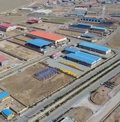 زمین شهرک صنعتی بزرگ شیراز فلکه سوم سر دو نبش