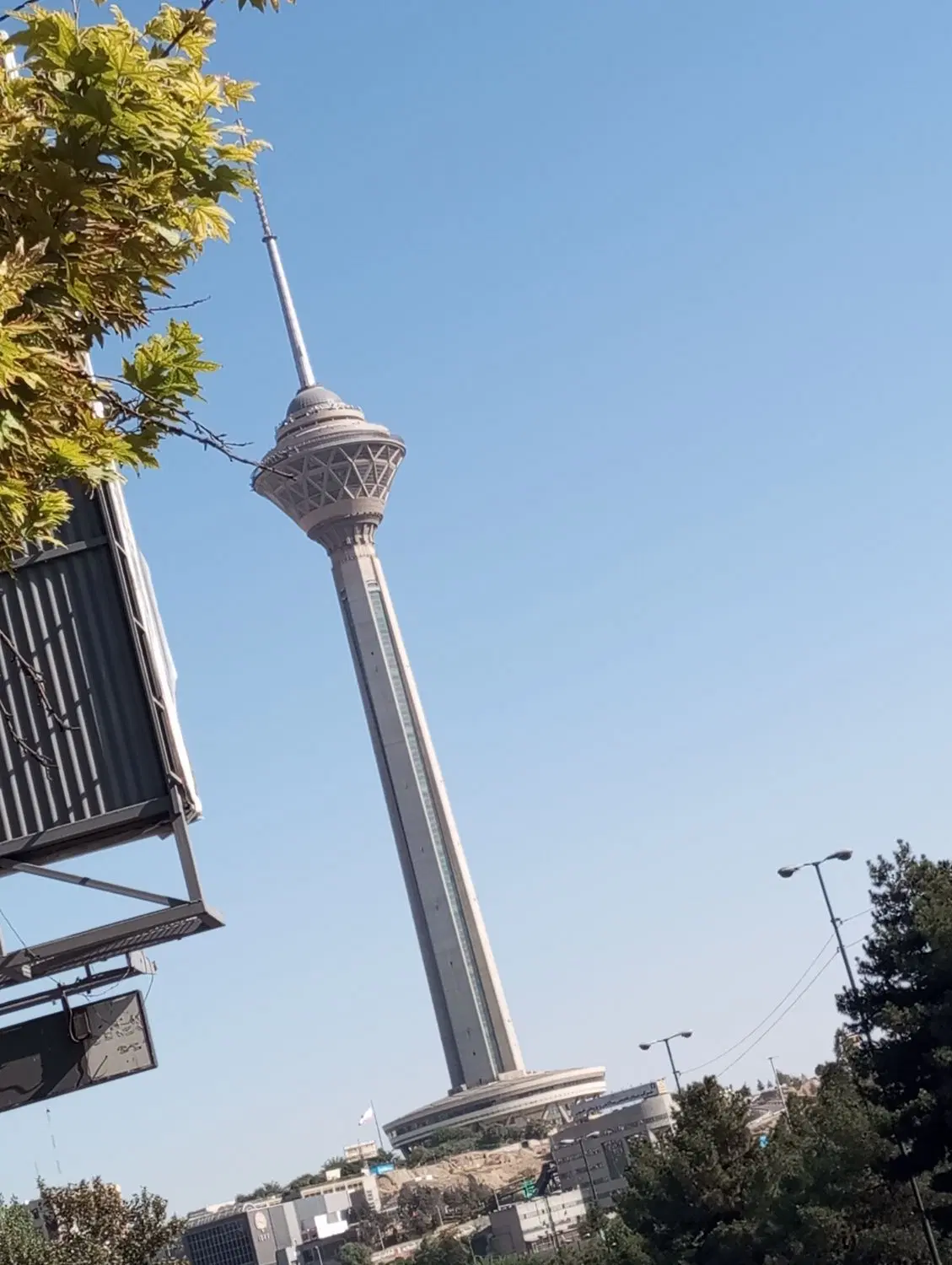 زمین 140متر بلوار ازادگان