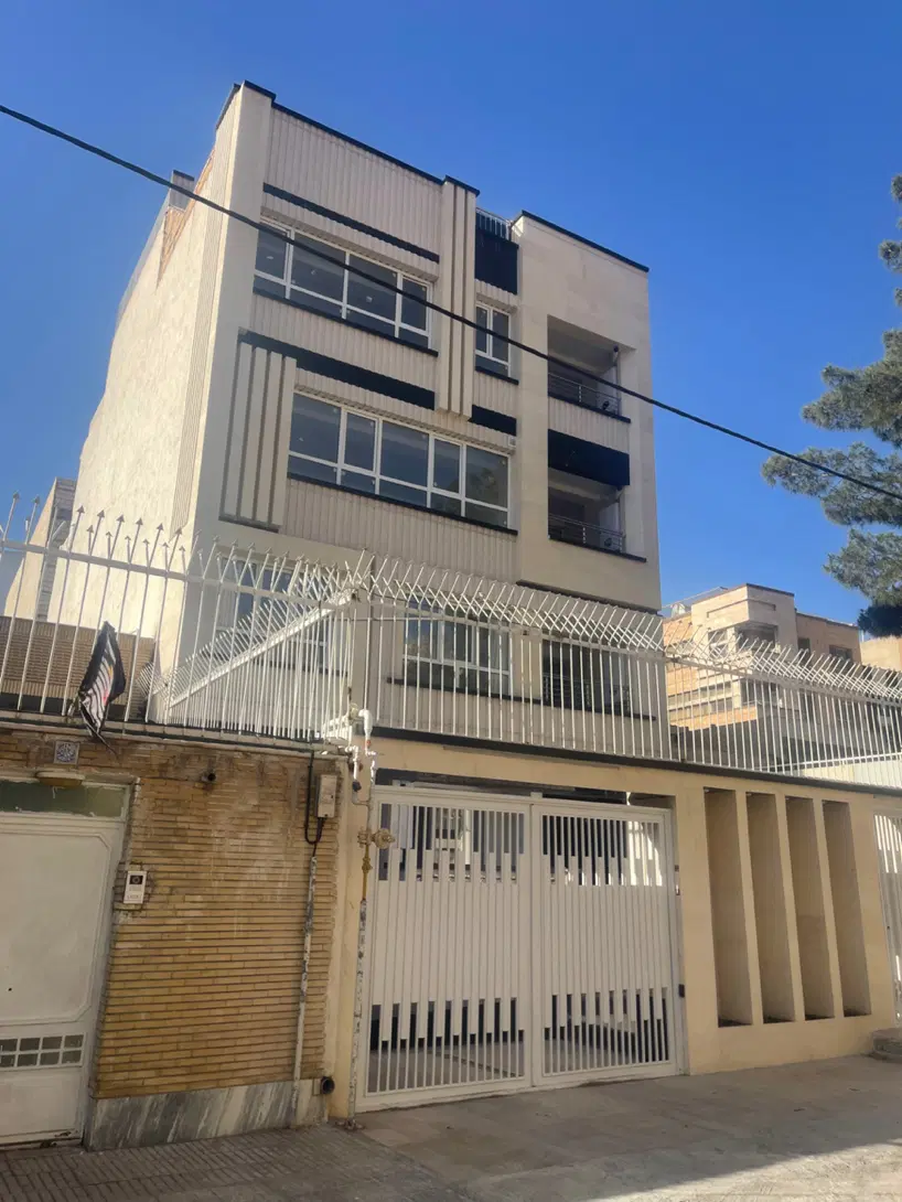اپارتمان امیریه ۱۶۰ متری شرکتی طبقه۳از۴ فرعی پایین