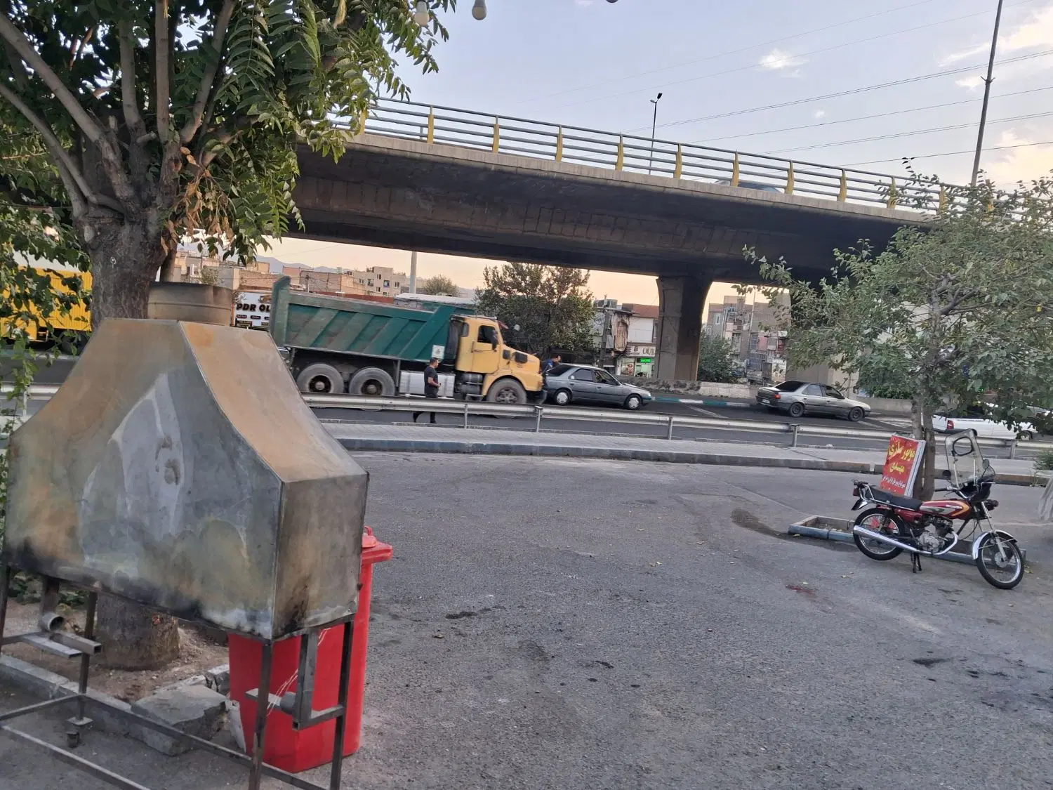 مغازه ۲۵ متری