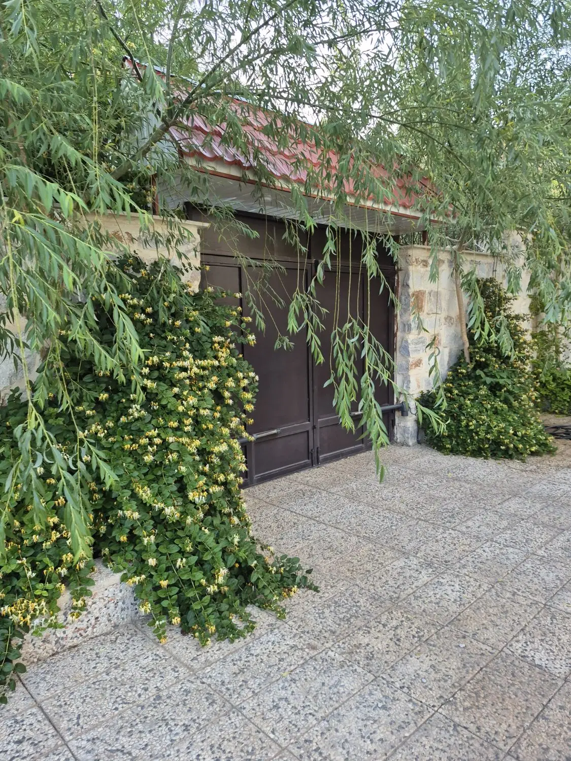 خانه باغ ویلا