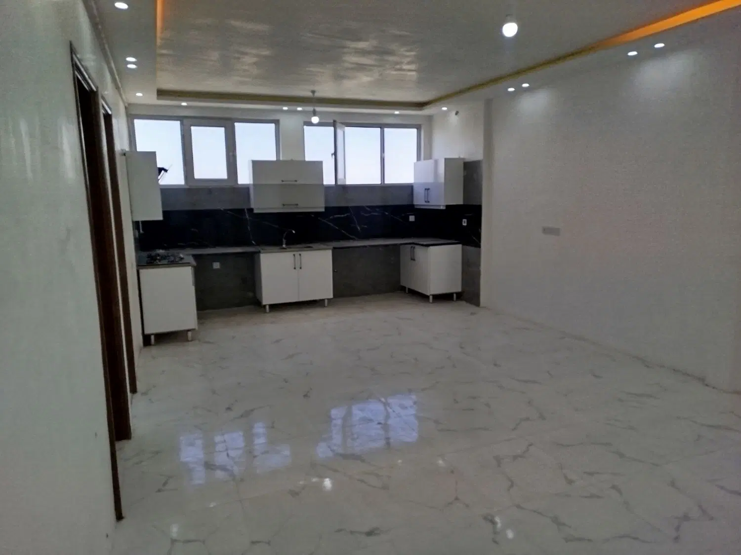 آپارتمان دو خواب طبقه ۴ آسانسور