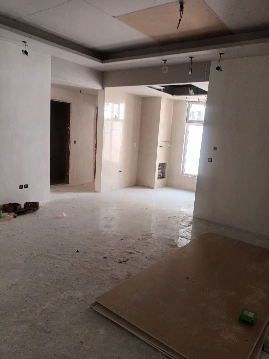 آپارتمان ۸۰ متری ۲ خواب فول