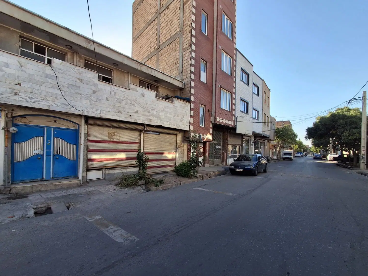 خونه و مغازه در شهرک باغ معروف