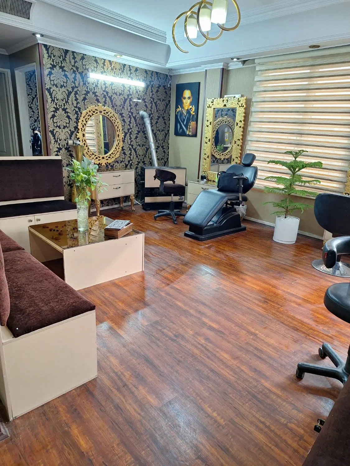 اجاره اتاق در سالن