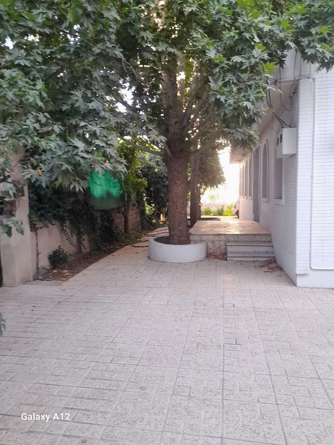 ویلایی ۲۲۵۰ متری شهرک ناز