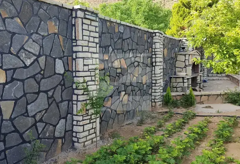زمین 680متر
