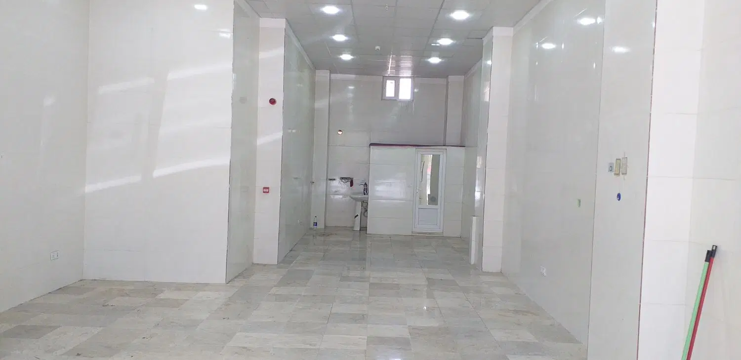 مغازه فروشی  ۷۵ متری نوساز