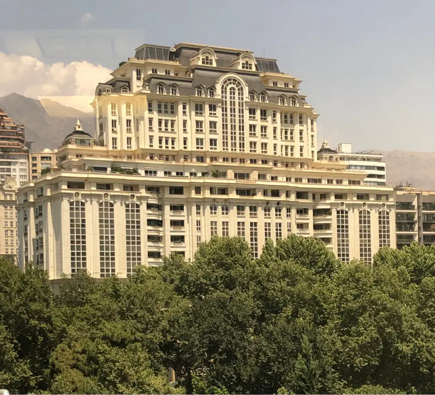 چناران ۲۱۰ متر پنت هاووس ویو ابدی ۴ تراس چیدمانی
