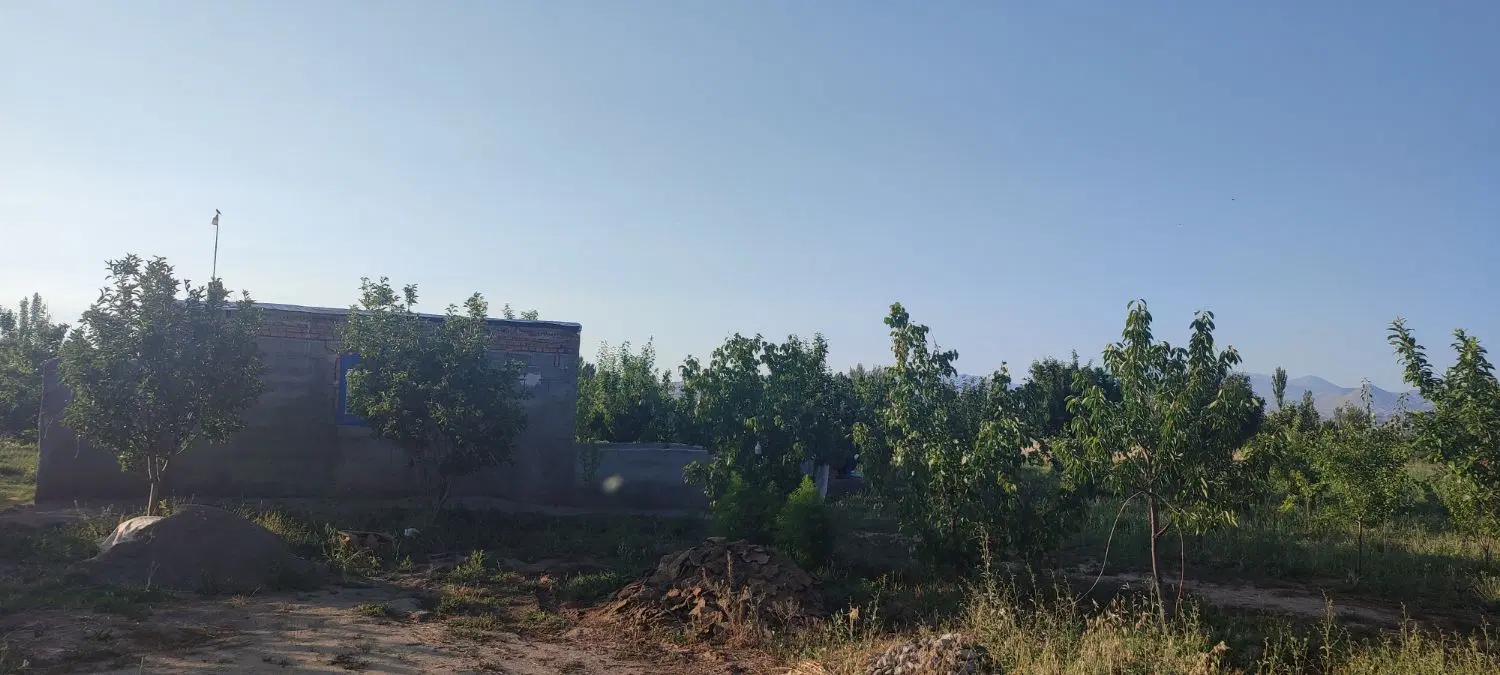 فروش باغ با حق آب در مرند روستای فارفار