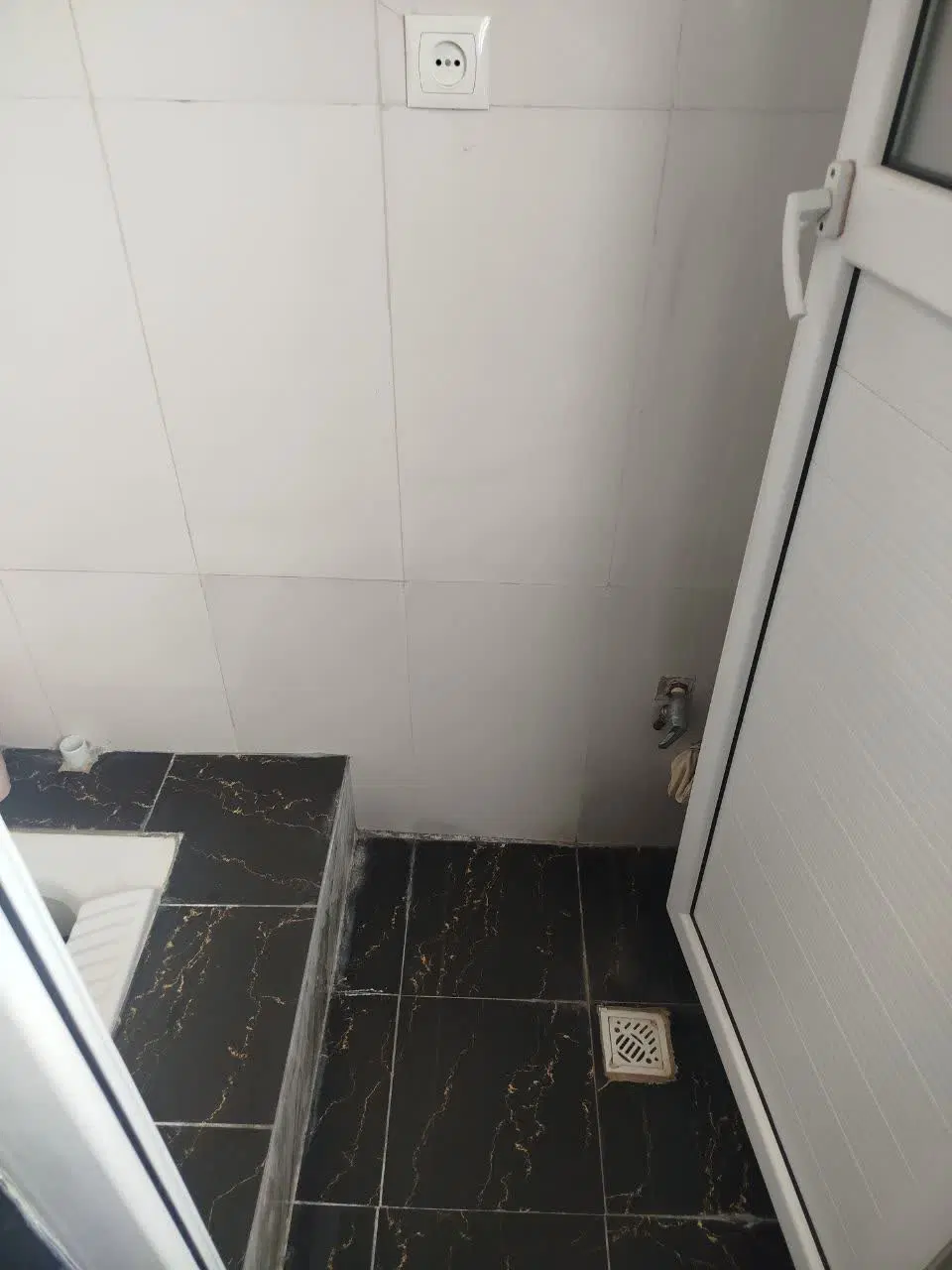 خانه اجاره ای حکمت شیخ آباد