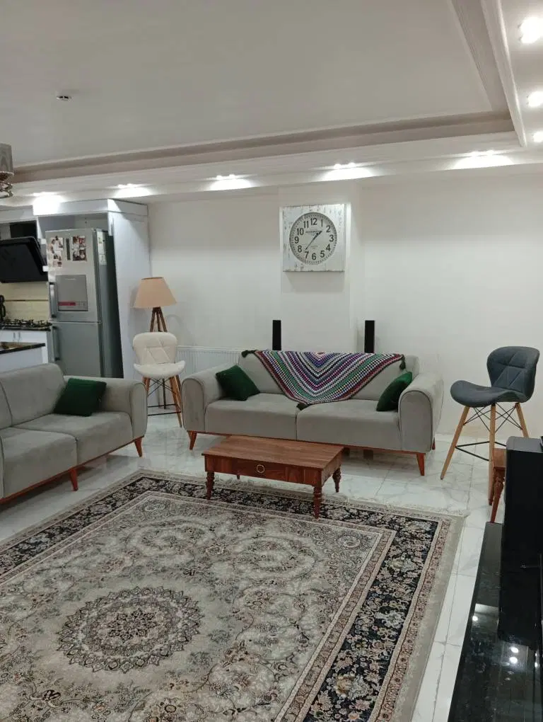 84متر آپارتمان نوساز سندتکبرگ توانیر زیرقیمت