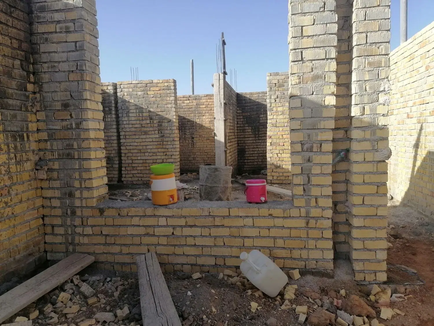 اسکلت سقف زده
