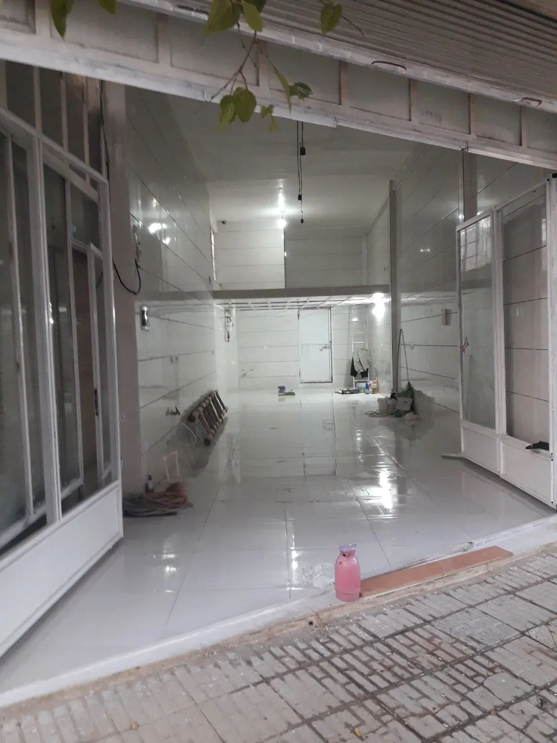 مغازه ۸۰متری دوکله کرناچی