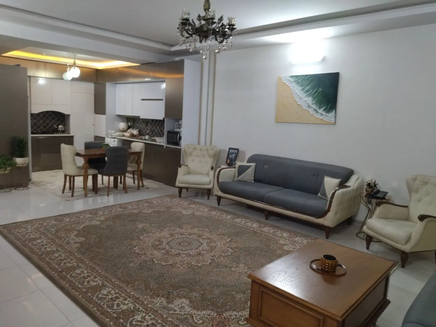اپارتمان 103 متری، بلوار اقدسیه