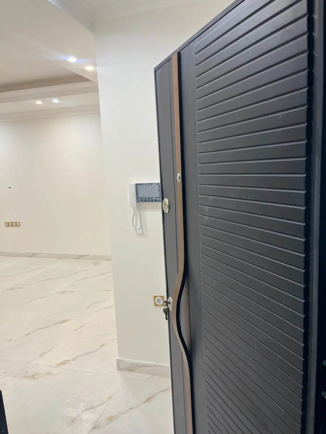 رهن کامل اپارتمان نوساز