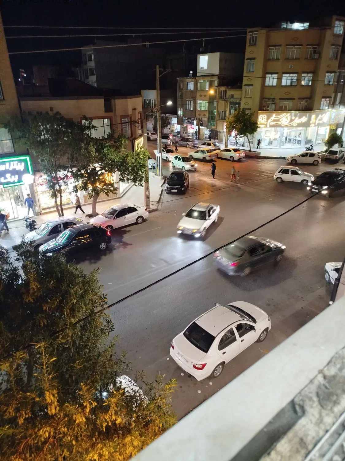 آپارتمان 55 متری حاشیه ایثارگران  طبقه دوم