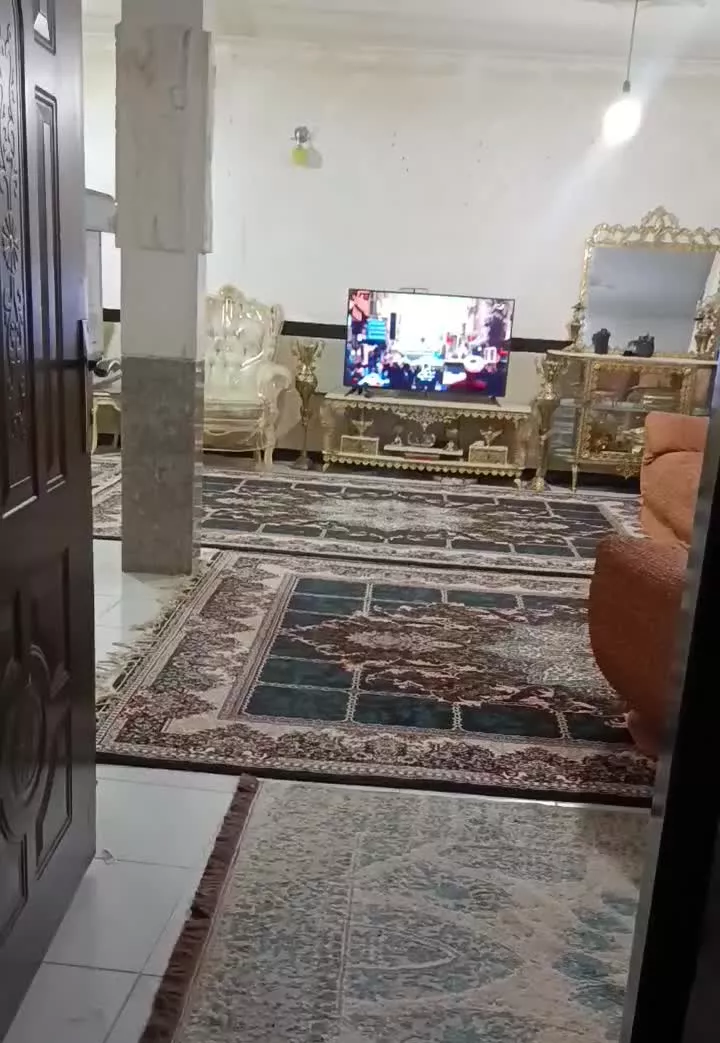 فروش یک واحد آپارتمانی