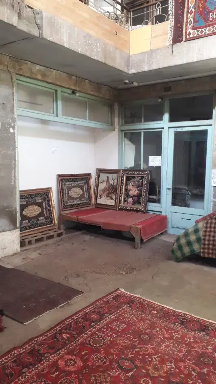 مغازه در بازار فرش فروش ها قابل تبدیل