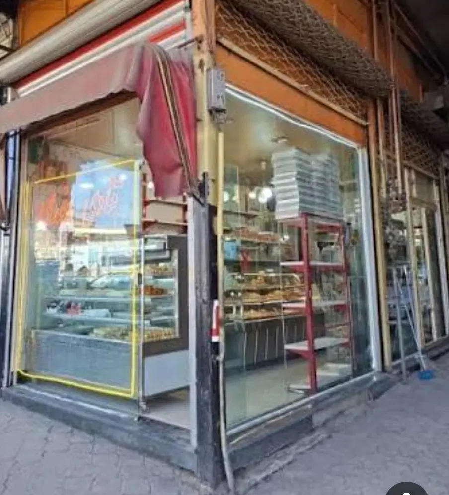 مغازه ۲۰متری دونبش بر بلوار دستواره ((کافه))