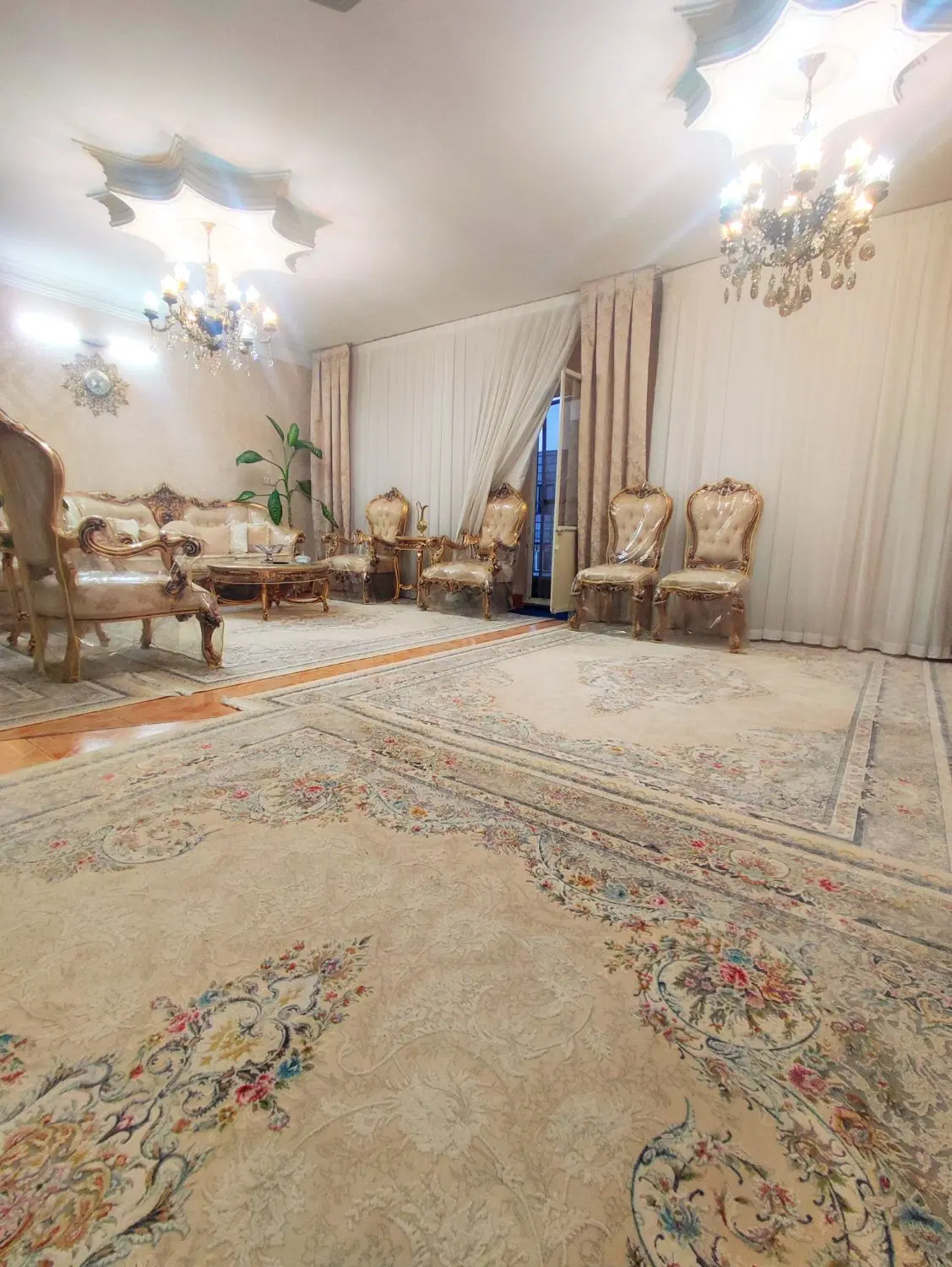 فروش آپارتمان ۹۵متری _  تــک واحدی _ شهرک کارگر