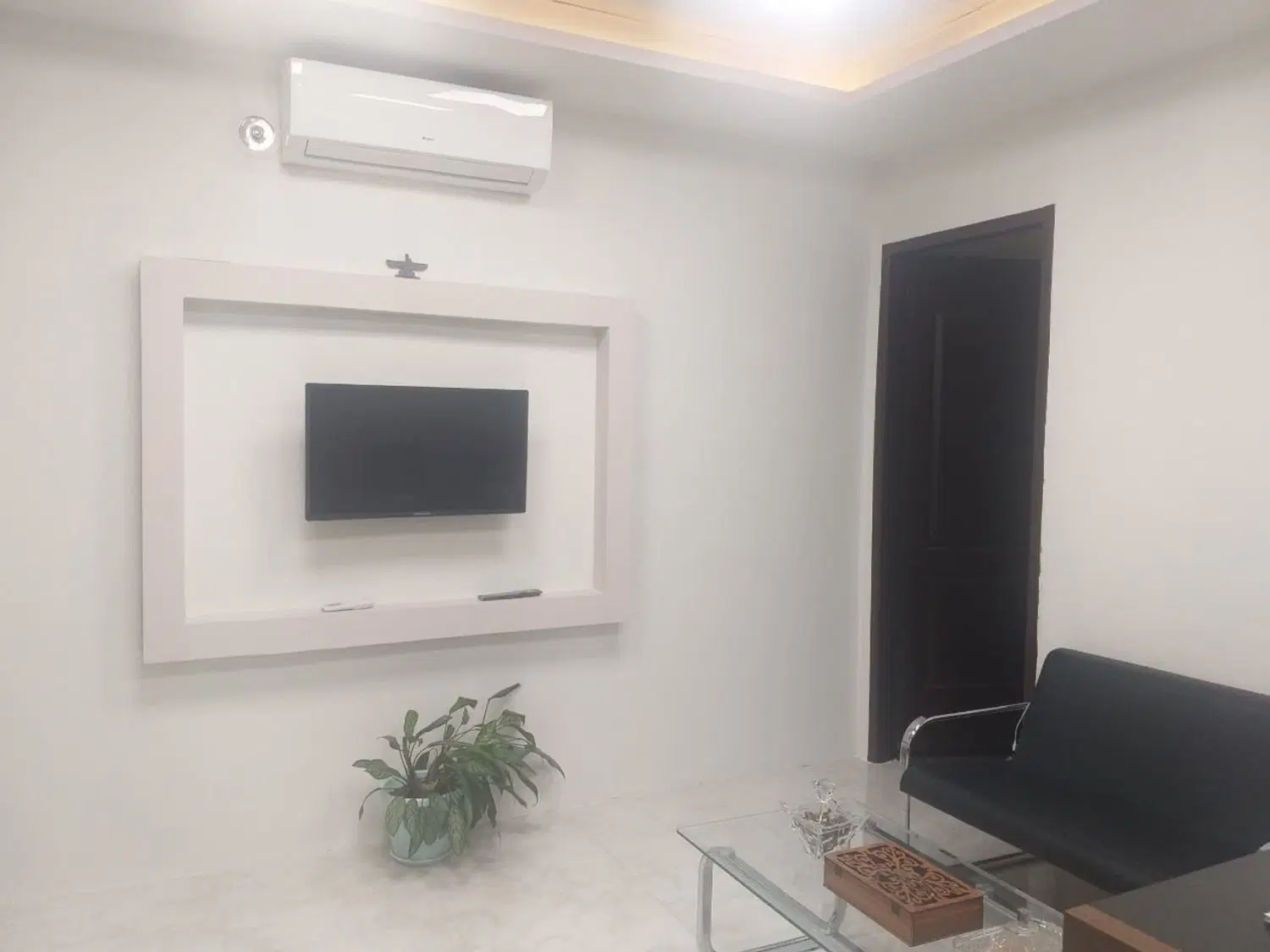 فروش واحد تک کلید۹۵مترهمکف و زیرزمین گلستان