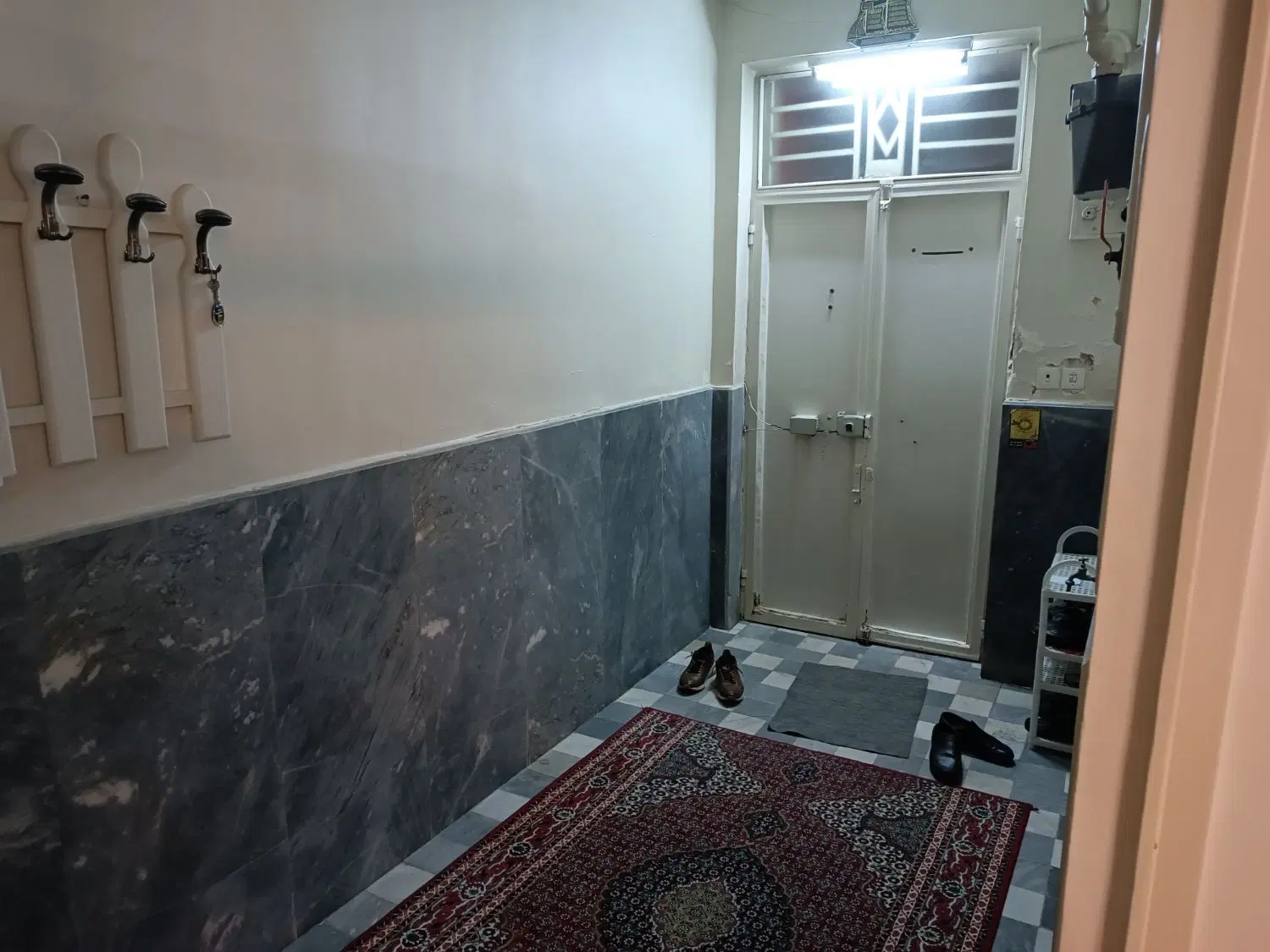 حیاط جنوبی ۱۶۲ متری در کوچه‌باغ