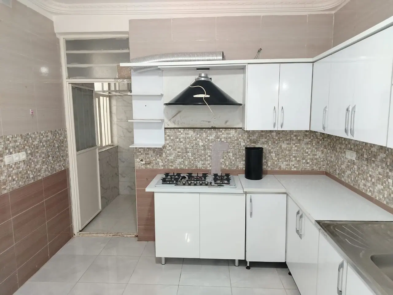 فروش ویلایی سه خواب