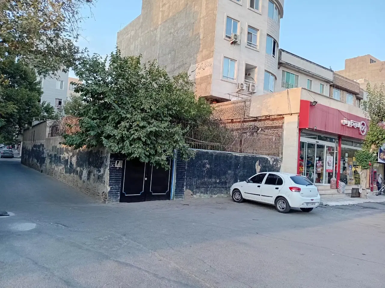ویلایی بر بلوار هوشیار ۳ نبش موقعیت تجاری