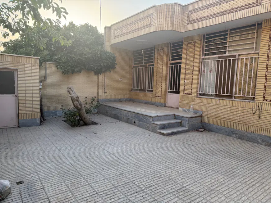 خانه ویلایی حافظ جنوبی