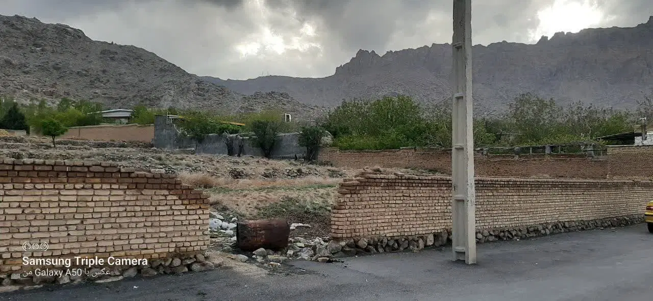 زمین طزرجان سندشش دانگ