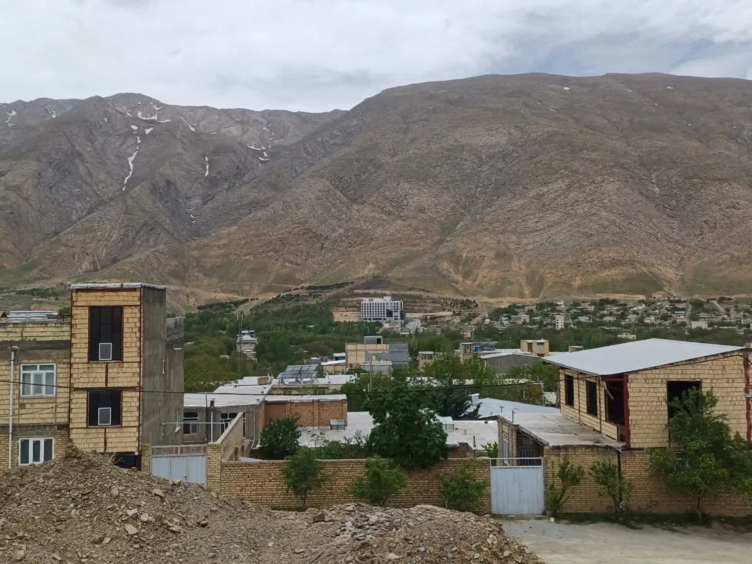 زمین ۲۰۰ متری مسکونی