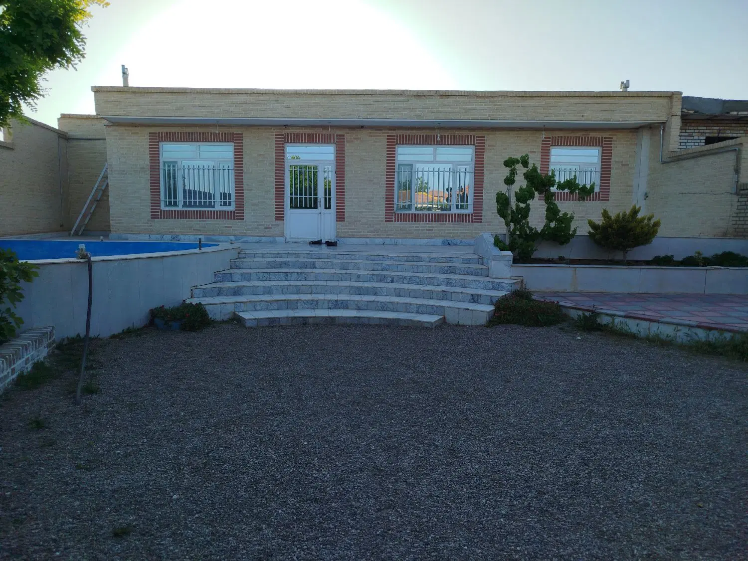 باغ ویلا در موقعیت خوب