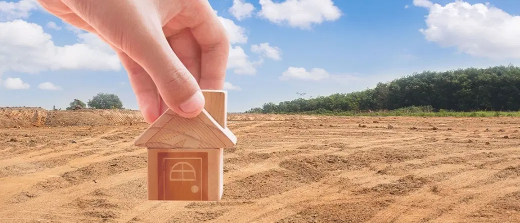 صفاییه نوق.زمین تجاری مسکونی