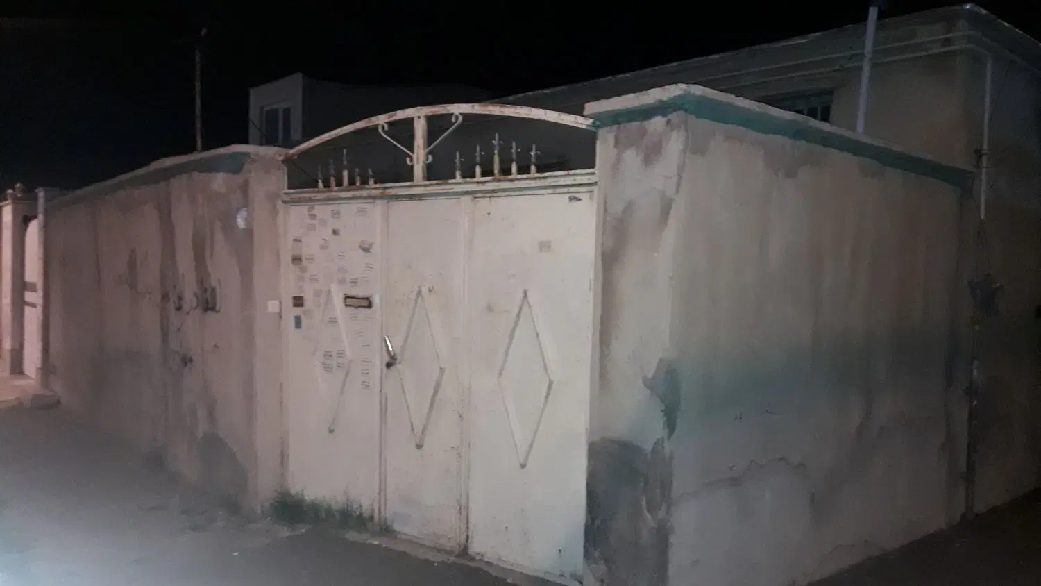 خانه ویلایی نقلی دربست حیاط دار