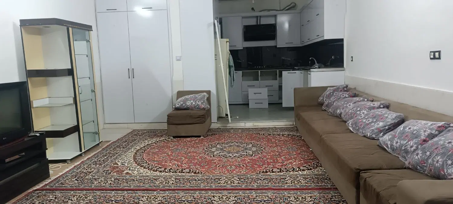 اجاره روزانه خانه ویلایی بهمراه پارکینگ