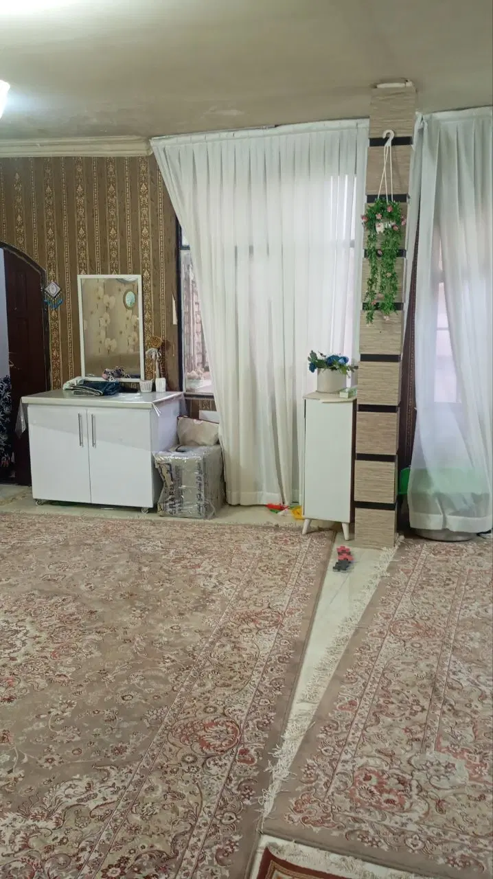 ۹۰ مترطبقه‌ اول شیک برونسی پول لازم